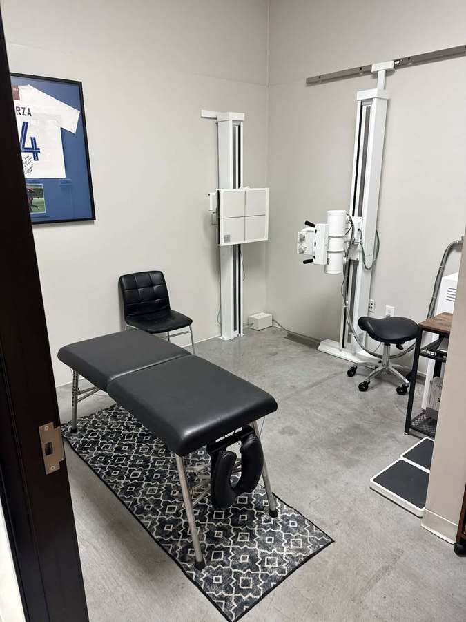 Two Hands Chiropractic — Chiropractic in E Riverside Dr, Austin