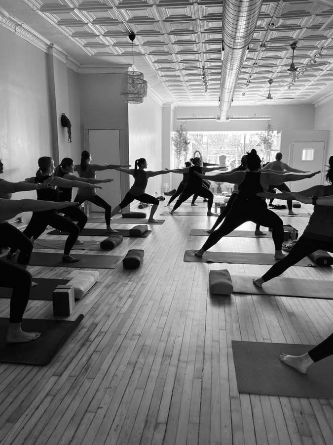 It's Lit Studio Yoga + Fitness — Yoga, Tai Chi & Pilates in W Montrose Ave, Chicago