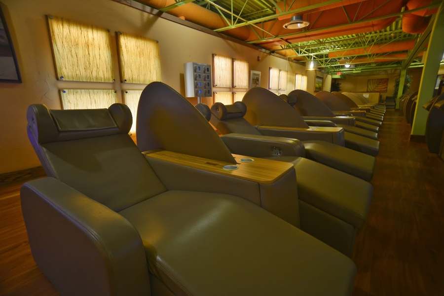 King Spa & Sauna — Massage Therapy in Civic Center Plaza, Chicago