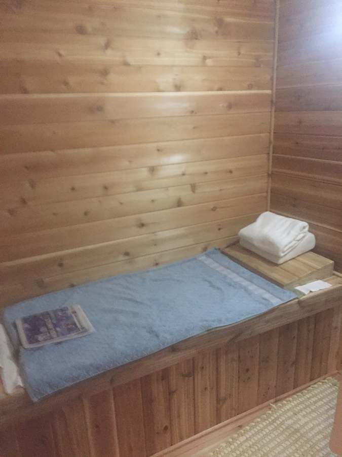 Pink Health Spa — Massage Therapy in N Cumberland Ave, Chicago
