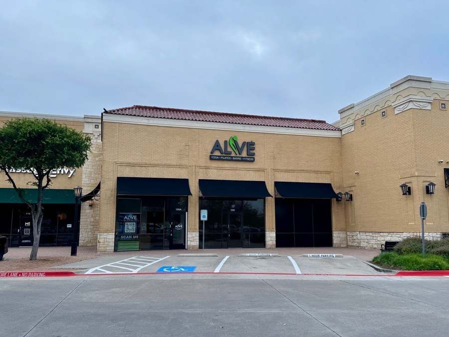 ALIVE Yoga - Las Colinas — Yoga, Tai Chi & Pilates in W John Carpenter Fwy #109A, Dallas