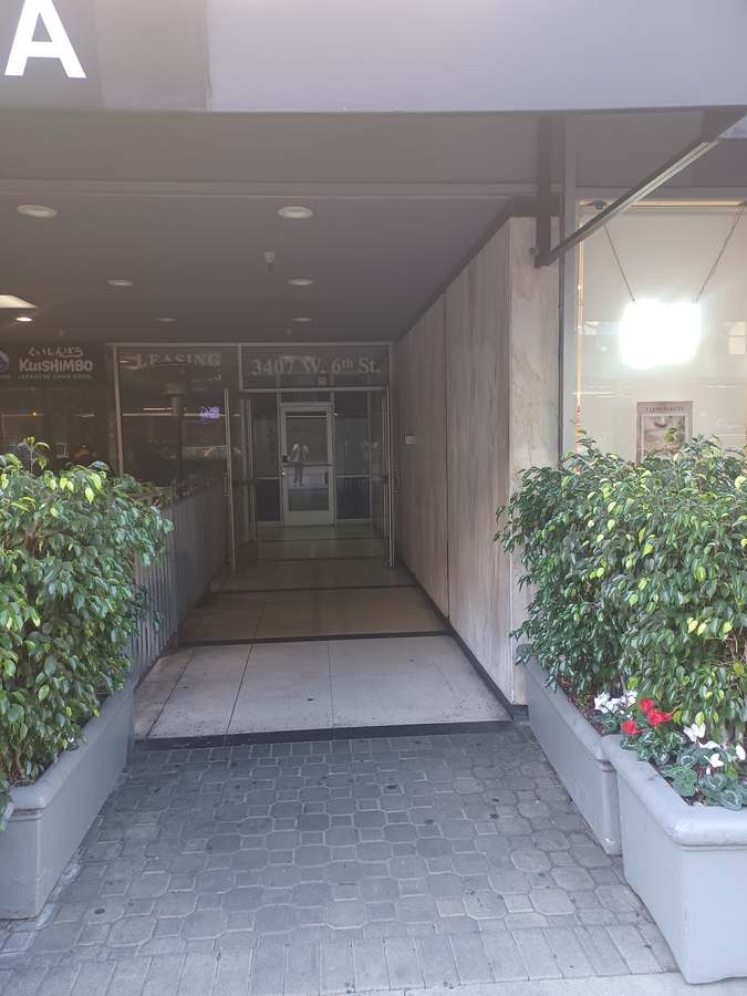 Bones Chiropractic — Chiropractic in W 6th St Ste 617-A, Los Angeles