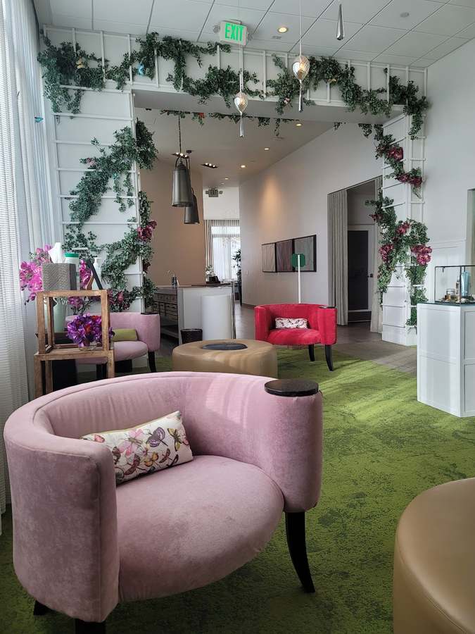 Burke Williams Day Spa — Massage Therapy in CA-27, Los Angeles