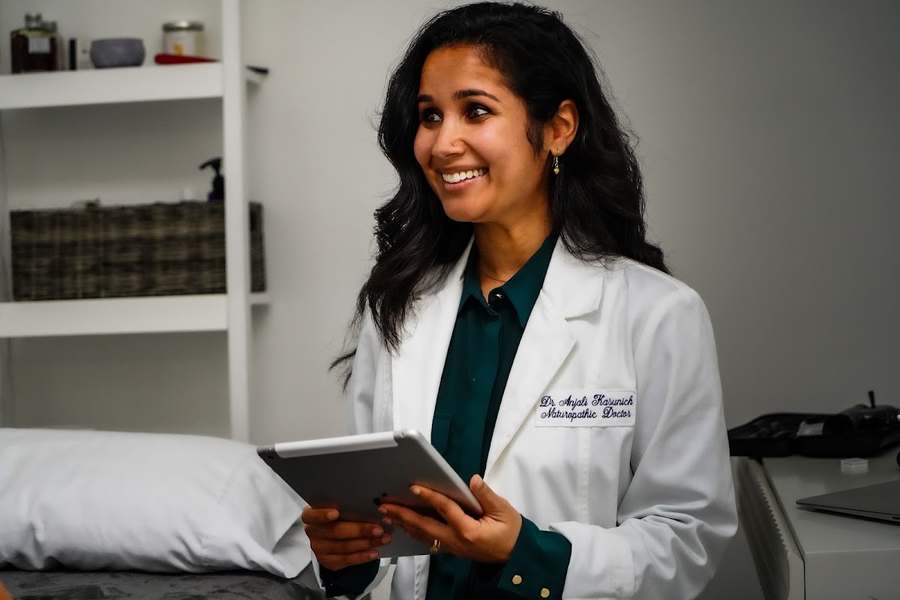 Dr. Anjali Kasunich — Naturopathic Medicine in S Victory Blvd #206, Los Angeles