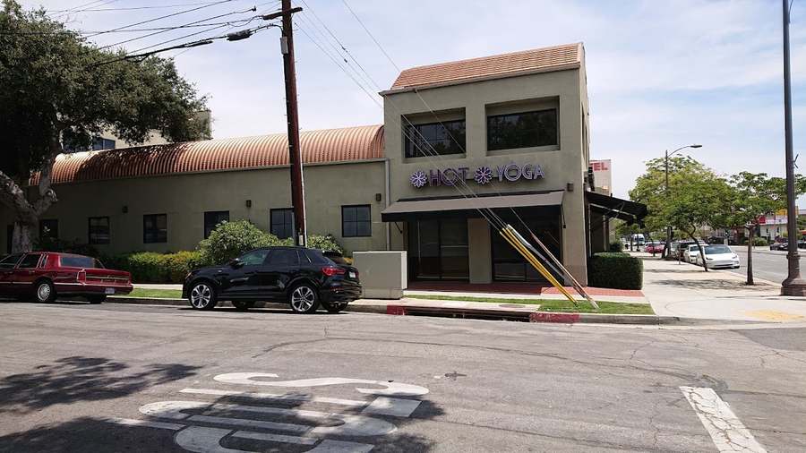 Hot Yoga Pasadena — Yoga, Tai Chi & Pilates in E Colorado Blvd, Los Angeles
