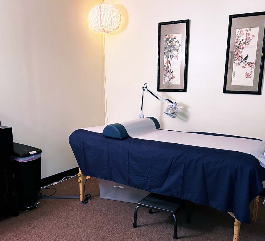 Julee Haar Chui L.Ac. — Acupuncture in Hawthorne Blvd #305, Los Angeles