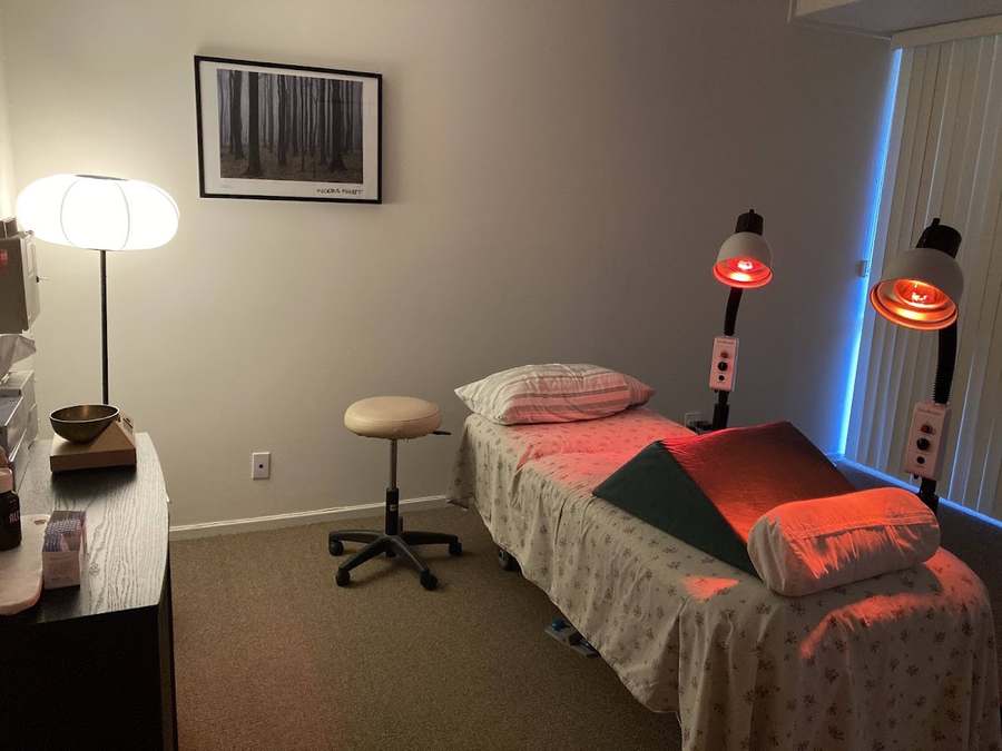 Kelly Krotine LAc — Acupuncture in Ventura Blvd Ste 404, Los Angeles