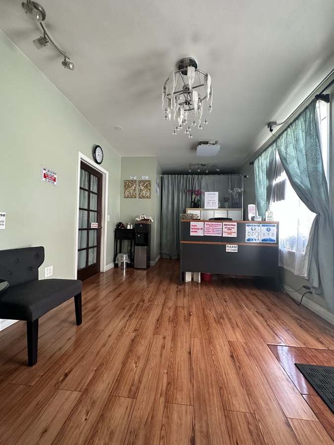 Little House Spa — Massage Therapy in Magnolia Blvd, Los Angeles