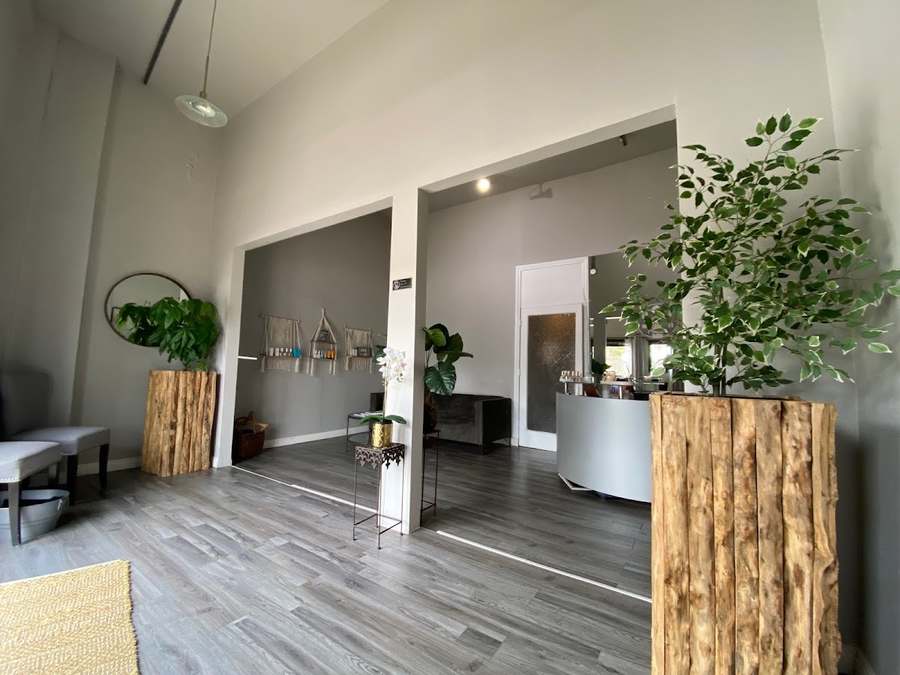 Spa Girl — Massage Therapy in W Broadway, Los Angeles