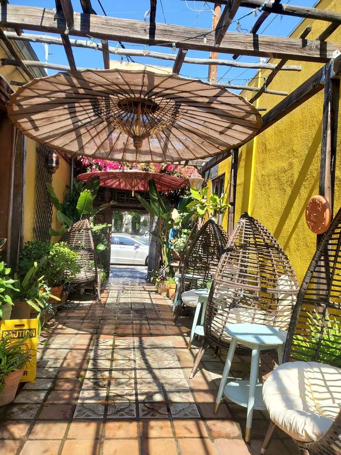 The Raven Spa — Massage Therapy in Rowena Ave, Los Angeles