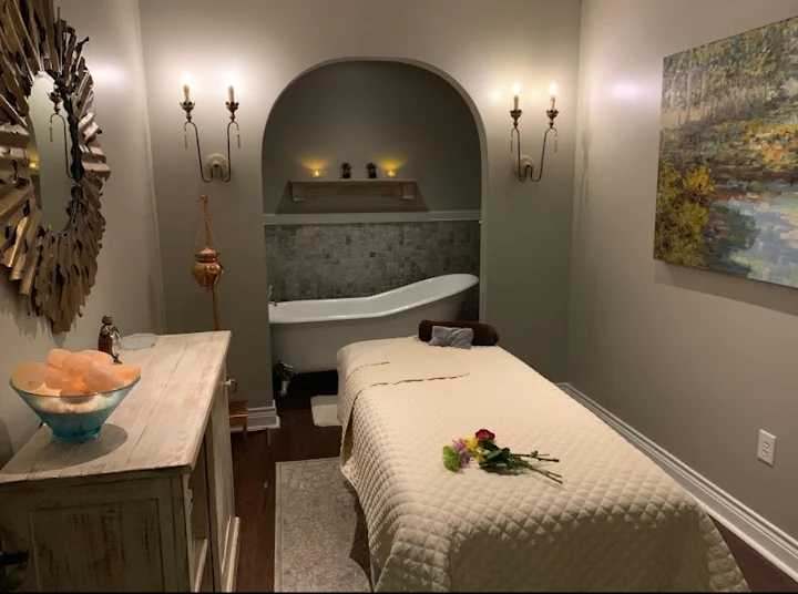 Urban Calm Massage — Massage Therapy in Wilshire Blvd, Los Angeles