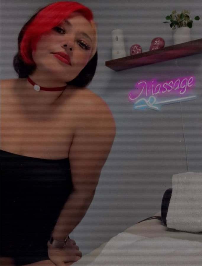 Christina Massage Therapist — Massage Therapy in NW 26th St, Miami