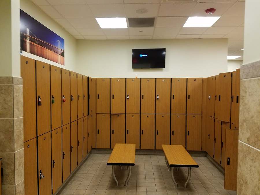 24 Hour Fitness — Yoga, Tai Chi & Pilates in W Sunrise Hwy, New York