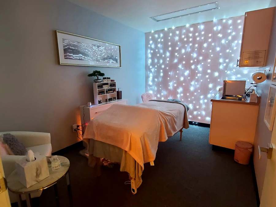 Knots in Knead — Massage Therapy in University Ave, San Diego