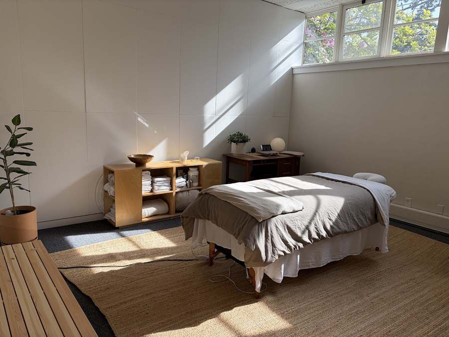 Madison Park Massage Studio — Massage Therapy in E Madison St, Seattle