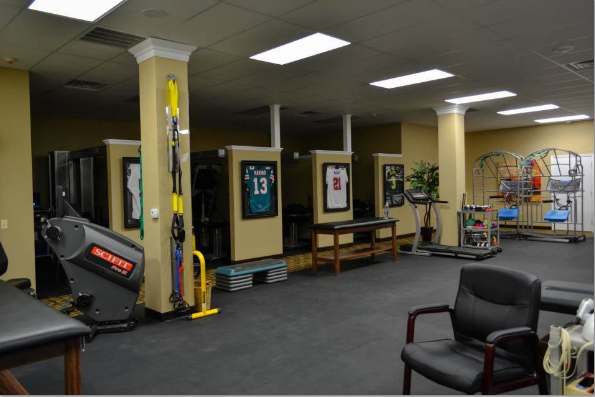 Ferraro Spine & Rehabilitation: Chiropractic and Physical Therapy — photo 1