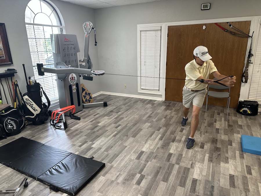 512 Physical Therapy and Golf Performance Center — photo 1