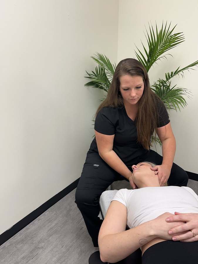 Austin Chiropractic Clinic — Chiropractic in Fort View Rd #102, Austin