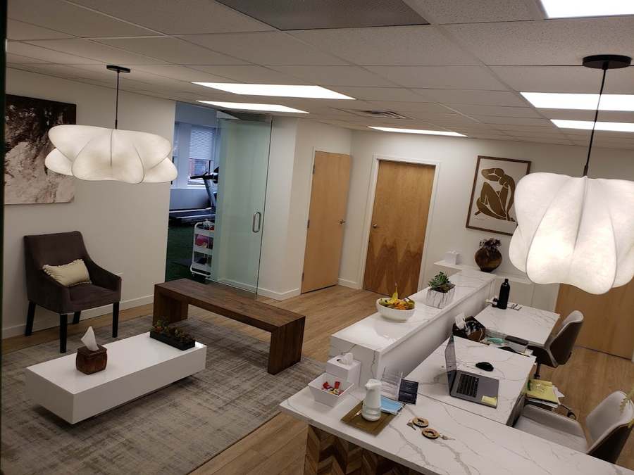 B-Health — Chiropractic in Lake St Unit 400 and 422, Chicago