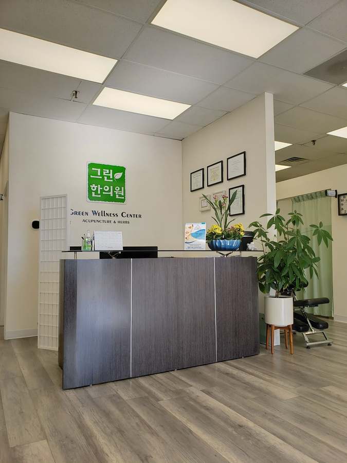 Green Wellness Center — Acupuncture in Elmhurst Rd, Chicago