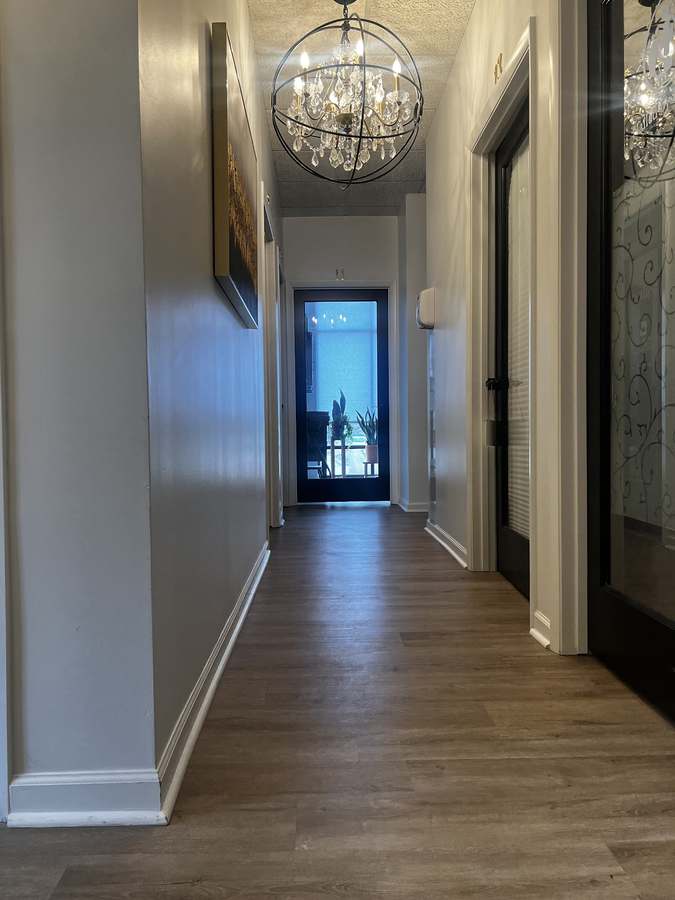 MR Massage & Esthetics LLC — photo 1