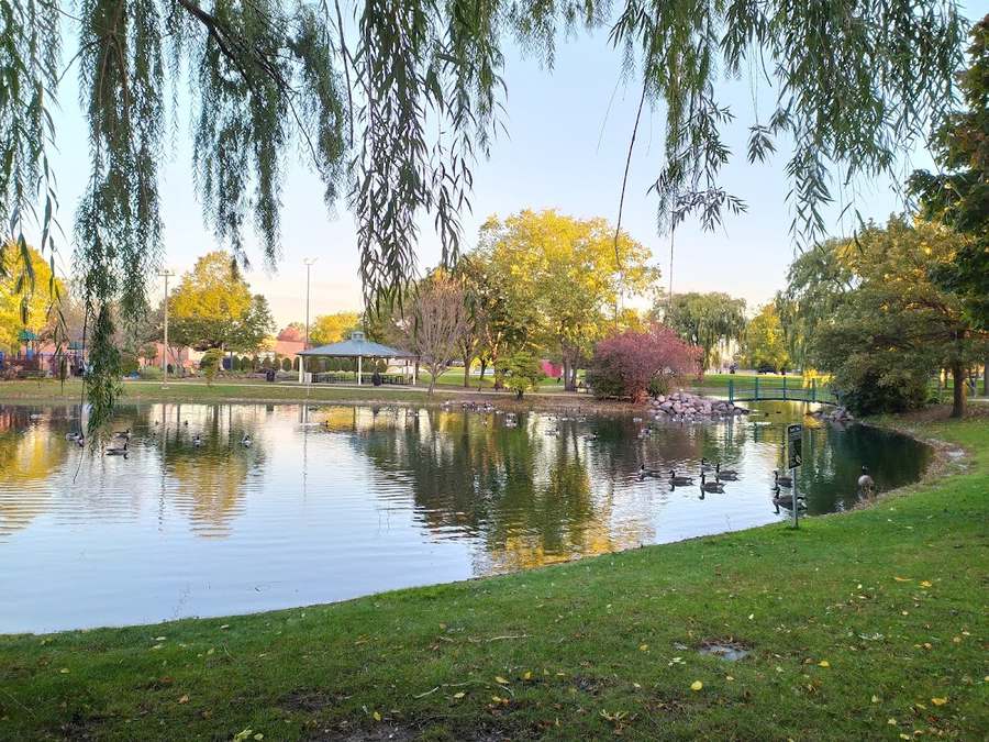 North Riverside Parks & Recreation — photo 1