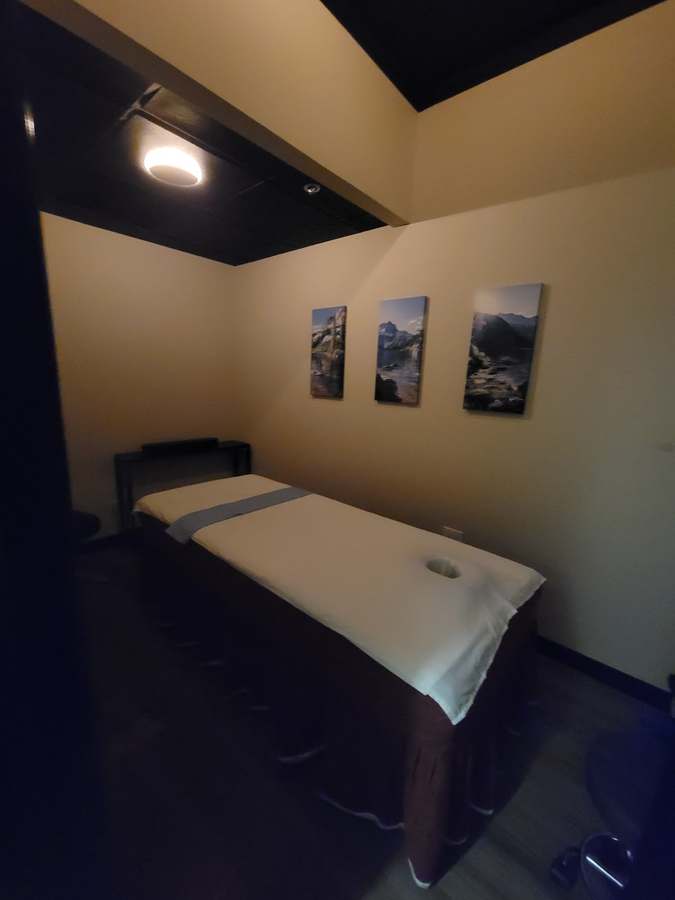 ABSOLUTE MASSAGE SPA, LLC — photo 1