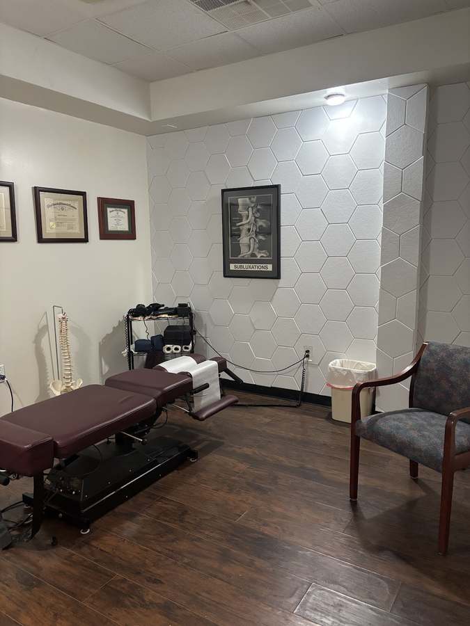 East West Acupuncture & Chiropractic Clinic — Acupuncture in N Stemmons Fwy #125, Dallas