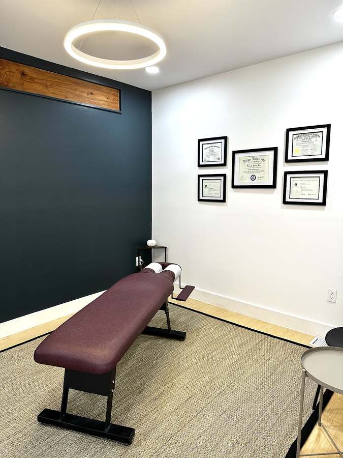 Head & Heart Chiropractic | Dallas Family & Accident Injury Care — Chiropractic in Gaston Ave, Dallas
