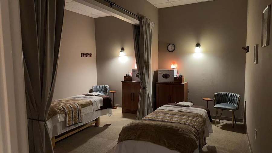 Pure Massage — photo 1