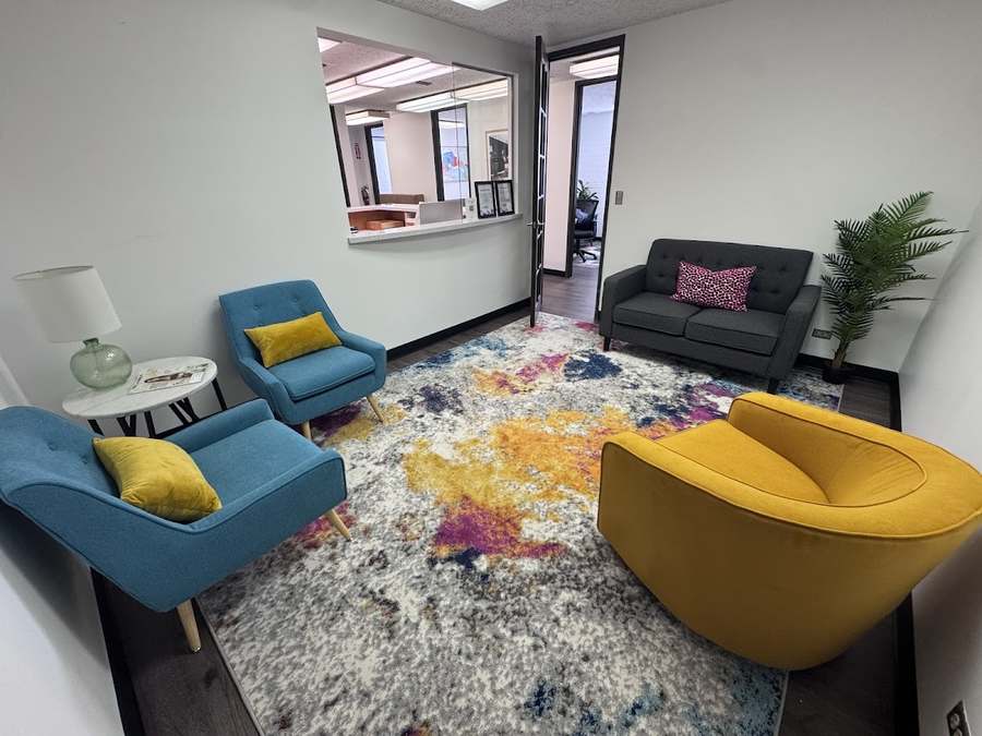 Bonmente - Psychiatry, TMS & Therapy, Long Beach — Psychotherapy in E Spring St #375, Los Angeles