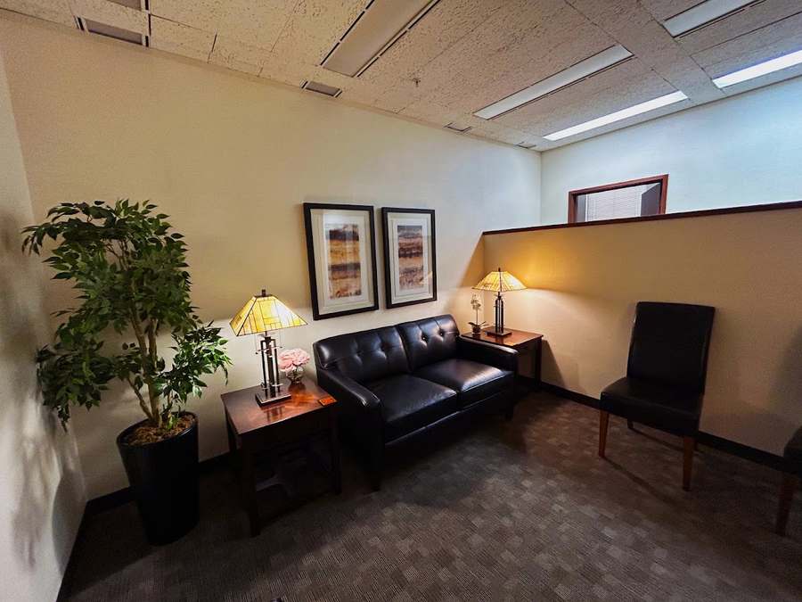 Center for Growth and Connection — Counsellors & Mentors in E Colorado Blvd #860, Los Angeles