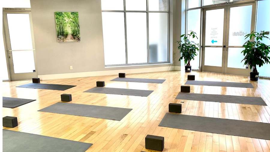 HOMTOWN Yoga — photo 1