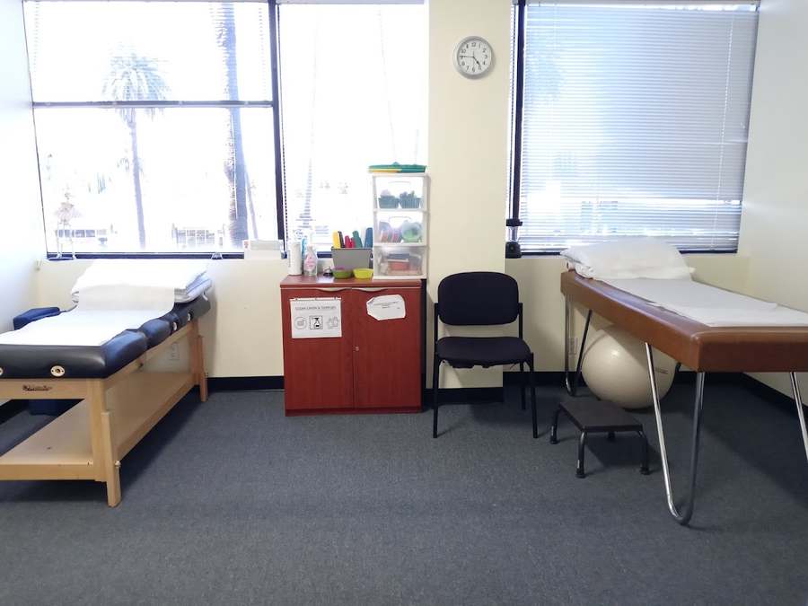 Jewel Physical Therapy/RehabRCU Unlimited Reseda/Northridge — photo 1