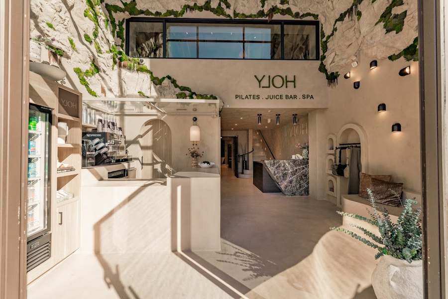 YLOH — photo 1