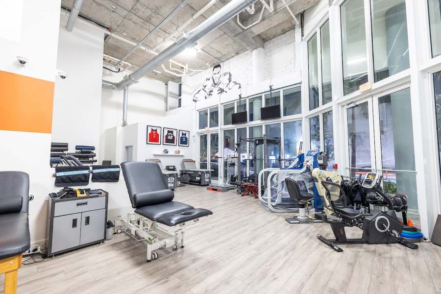 Fox Physical Therapy — Physical & Rehabilitation Therapy in NE 25th St #103, Miami