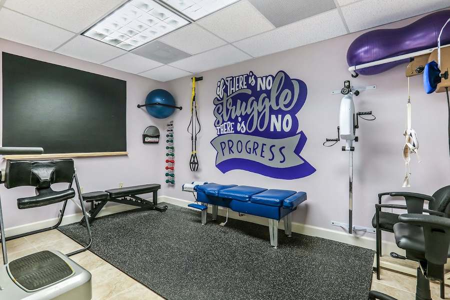 Frontier Spine and Health Care | Holistic Primary Care/Chiropractor — Chiropractic in SW 88th St #116, Miami