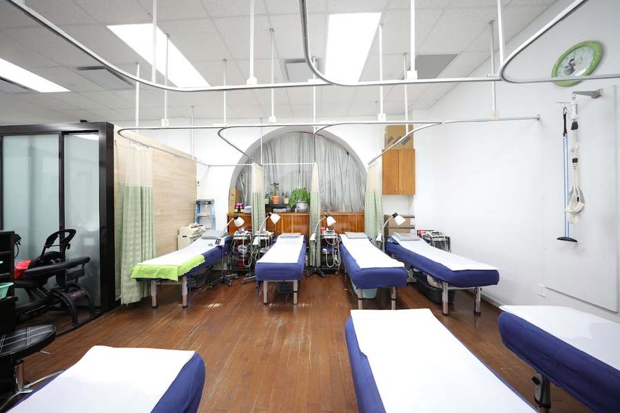 HealthKey Group - Wellington Physical Therapy & Acupuncture | 張碧恆針灸理療中醫藥調理 — photo 1
