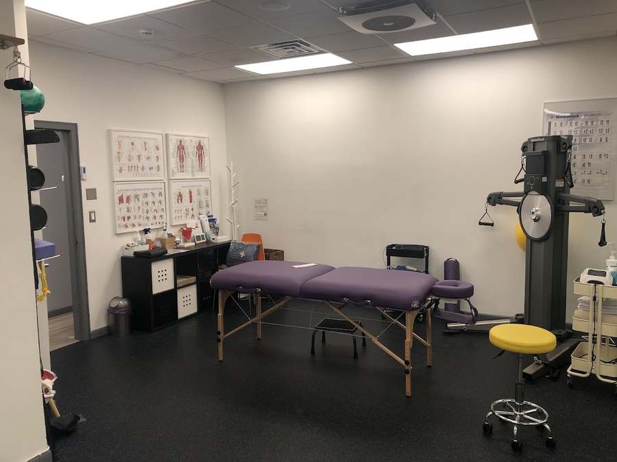 Ishitani Health Center — Chiropractic in Parker Ave Apt 1, New York