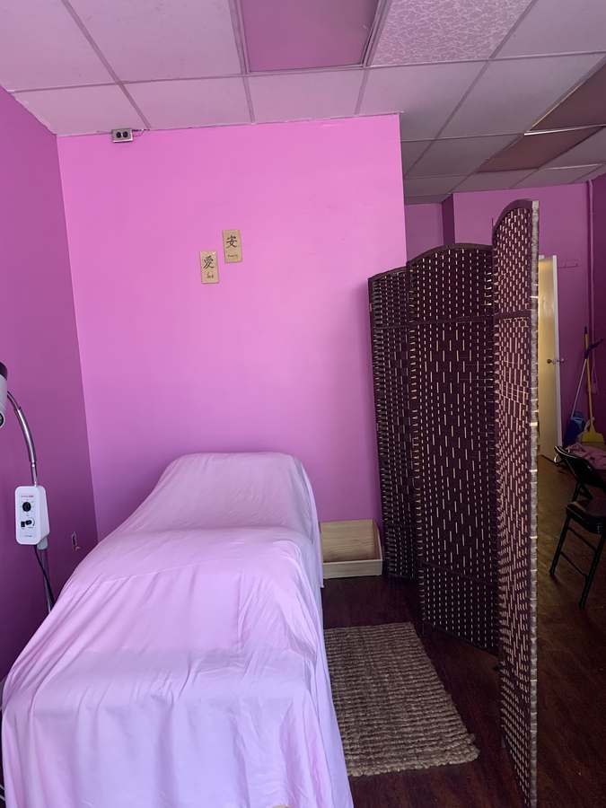 L.E.A.R.A. Acupuncture & Wellness Studio — Hypnotherapy & NLP in Broadway Ste 2A, New York