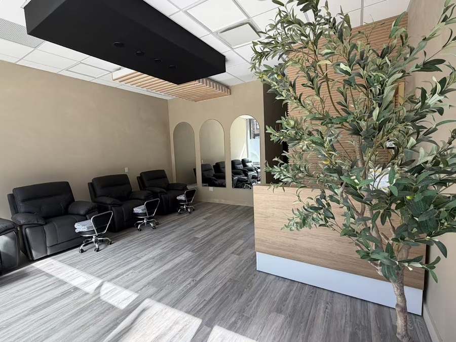 Midwood Spa — photo 1