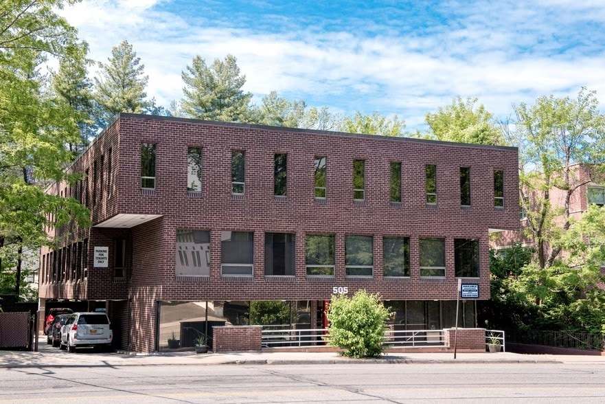 New York Upper Cervical Chiropractic — Chiropractic in Northern Blvd #309, New York