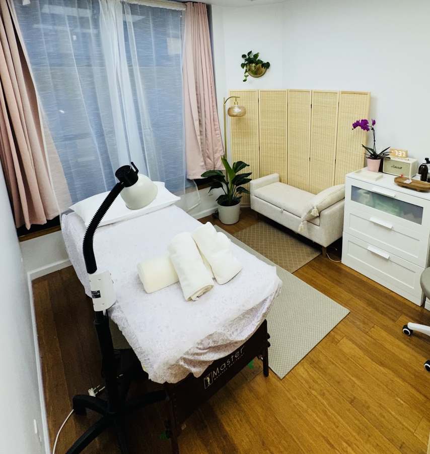 Winnie Chan Acupuncture — Acupuncture in W 37th St Ste 1104, New York
