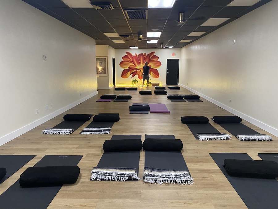 Community Yoga — photo 1