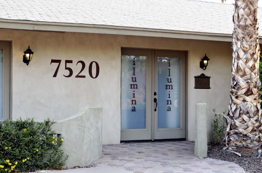 ilumina Healing Sanctuary — Reiki & Energy Medicine in E Camelback Rd, Phoenix