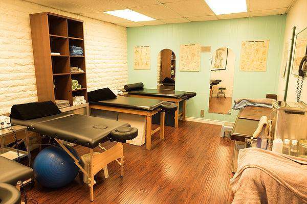 American Chiropractic Services - Robert Weinzimer, DC — Massage Therapy in H St, San Diego