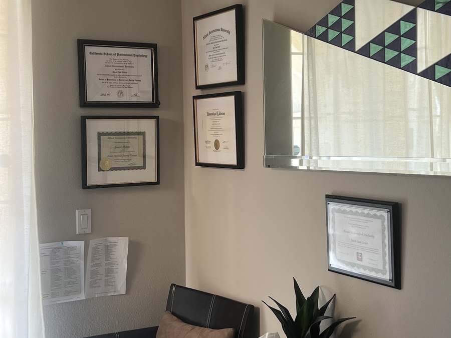 Dr. Jason N Linder & Associates — Psychotherapy in Paramount Dr, San Diego