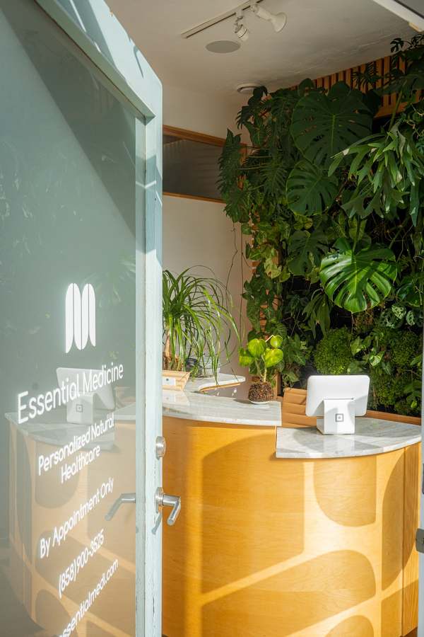 Essential Medicine — Acupuncture in La Jolla Blvd, San Diego