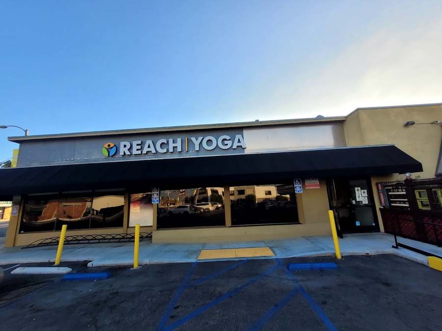 Reach Yoga; Yoga and Wellness Studio in Pacific Beach — photo 1