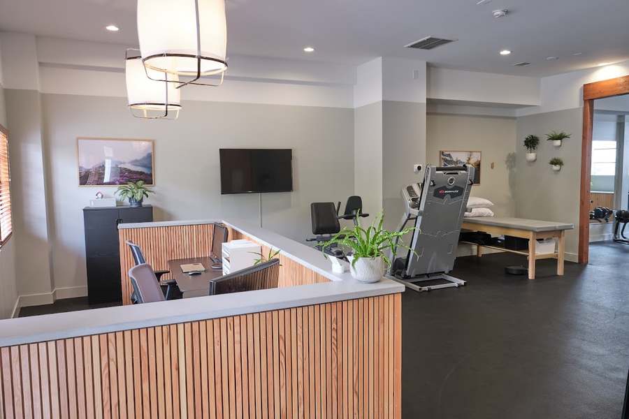 Sea Pines Physical Therapy — Massage Therapy in 37th Ave SW, Seattle